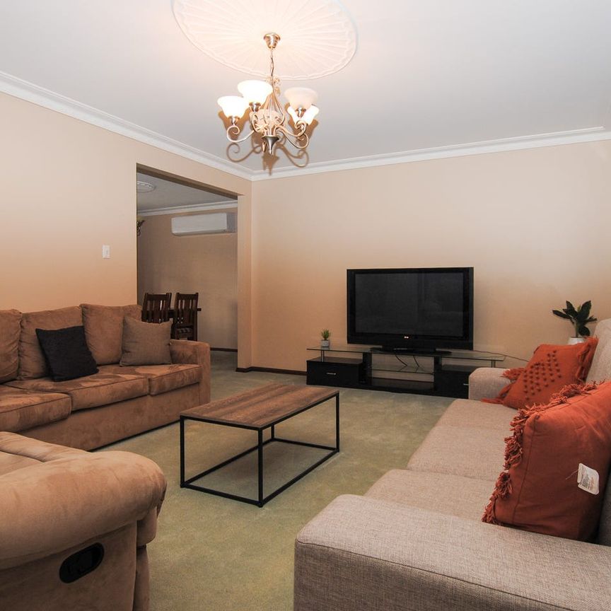 FOUR BEDROOM FULLY FURNISHED FAMILY HOME - Photo 1