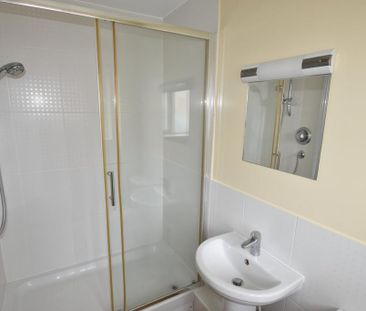 1 bedroom semi-detached house to rent - Photo 5