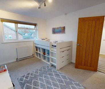 3 bedroom semi-detached house to rent - Photo 6