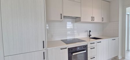 For Lease - 5 Quarrington Lane Unit# 1605, Toronto, Ontario - Photo 2