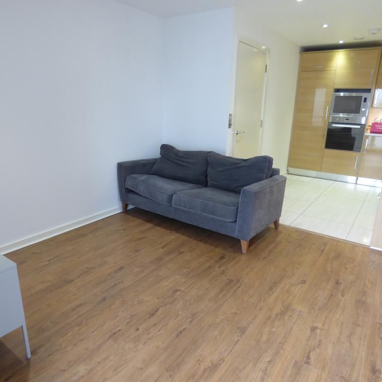 1 bedroom flat to rent - Photo 1