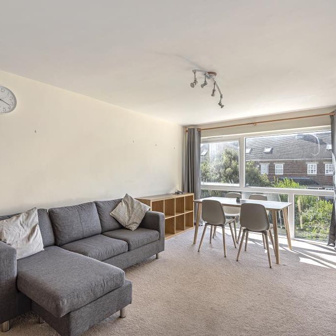 2 bedroom apartment to rent - Photo 1