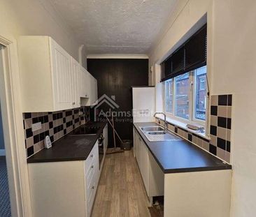 Chickenley Lane, Dewsbury, WF12 - Photo 1