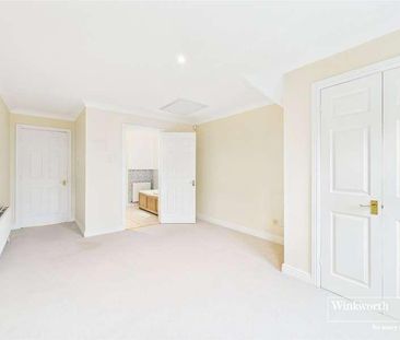 West Court, West Drive, Sonning, Reading, RG4 - Photo 4