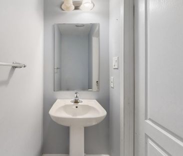 For Lease - 14 Donlamont Circle, Brampton, Ontario - Photo 6