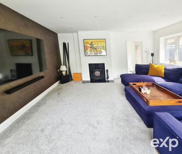 3 bedroom detached house to rent - Photo 2