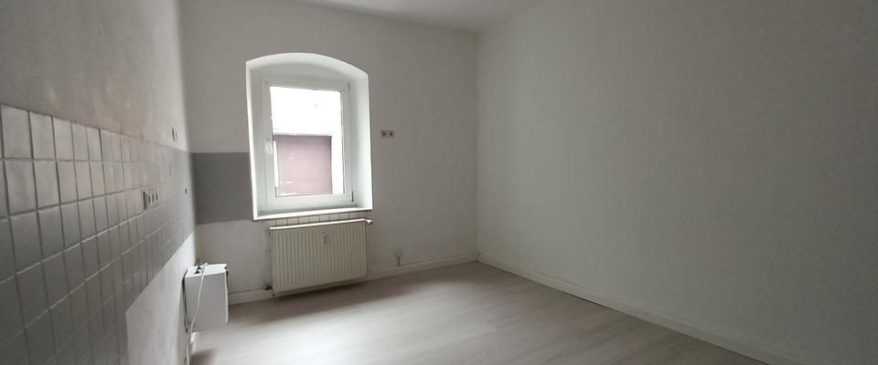 53102 - Charmante Altbauwohnung in historischem Gebäude - Foto 1