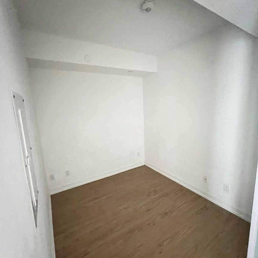 For Lease - 85 Wood Street Unit# 710, Toronto, Ontario - Photo 1
