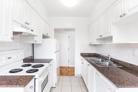 6450 Boulevard E #104, Vancouver, BC V6M3V9 - Photo 2