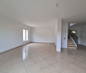 Location Maison 5 pièces 118m² MARSEILLE 12ème - Photo 2