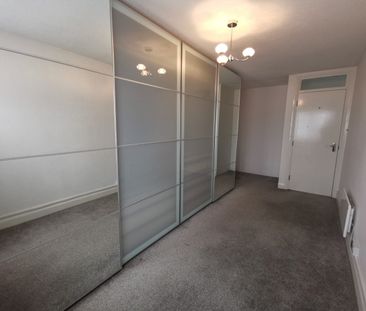 2 Bed Flat, Brook Court, TW8 - Photo 5