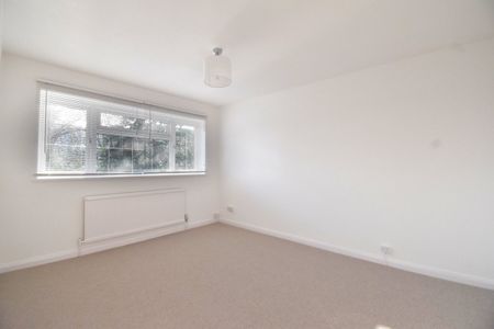 Station Avenue, Walton-on-Thames, KT12 - Photo 5