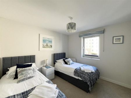 2 bedroom apartment to rent - Photo 3