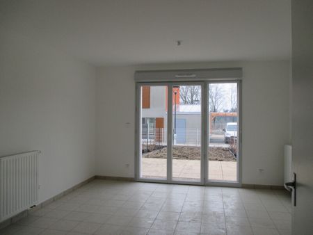 Location Maison 3 Pièces 57 m² - Photo 2