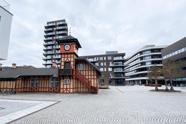 Modern and bright apartment at Amerika Plads with sea views and 2 balconies - Photo 1