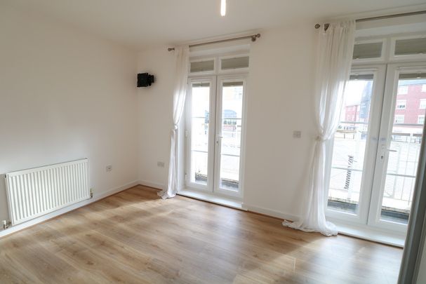 Main Street, Shirley - Photo 1