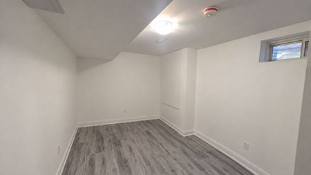 For Lease - 1331 Restivo Lane Unit# Bsmt, Milton, Ontario - Photo 4