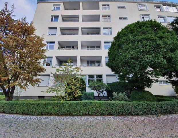 Repräsentative möblierte 3-Zimmer-Wohnung in Berlin Charlottenburg - Foto 1