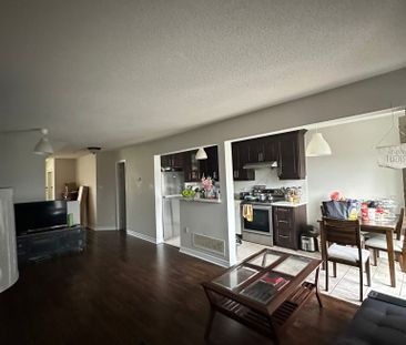 For Lease - 174 Twin Pines Crescent, Brampton, Ontario - Photo 3