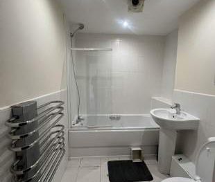 2 bedroom property to rent in Warrington - Photo 6