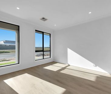 Stylish Living in Thriving Riverlea Park - Photo 5