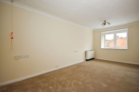 1 bedroom retirement property to rent - Photo 3