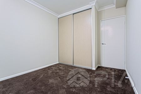 Available SOON! Modern 1 bedroom apartment with Gas, Electricity,Water Bills included - Photo 3