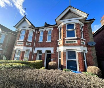 5 bedroom semi-detached house to rent - Photo 1