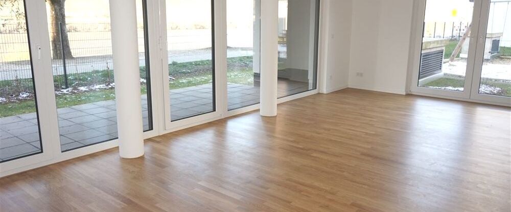 Trier: Moderne 2-ZKB direkt an der Mosel – große Terrasse & Einbauküche inklusive - Foto 1