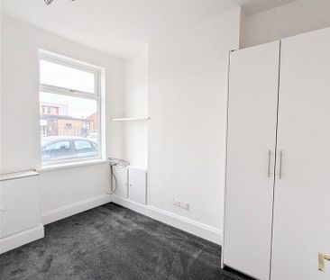 3 bedroom house share to rent - Photo 1