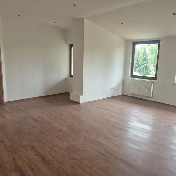 Pronájem bytu 4+1/B, 88 m - Фото 1