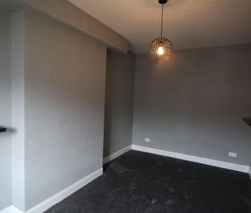 2 bedroom cottage to rent - Photo 2