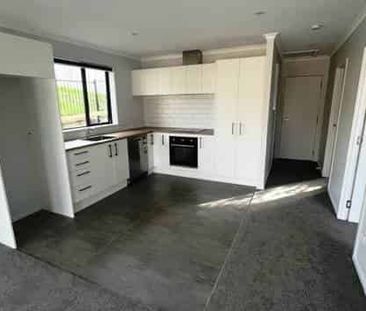 Easy Living Near the Beach - Photo 4