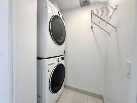 For Lease - 395 Square One Drive Unit# 903, Mississauga, Ontario - Photo 5