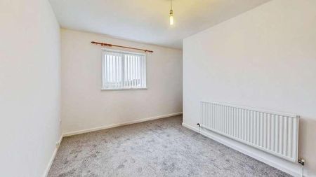 Heritage Park, St. Mellons, Cardiff, CF3 - Photo 3