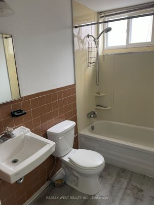 For Lease - 2365 Marine Drive Unit# 101, Oakville, Ontario - Photo 1