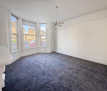 2 bedroom ground floor flat to rent - Photo 1