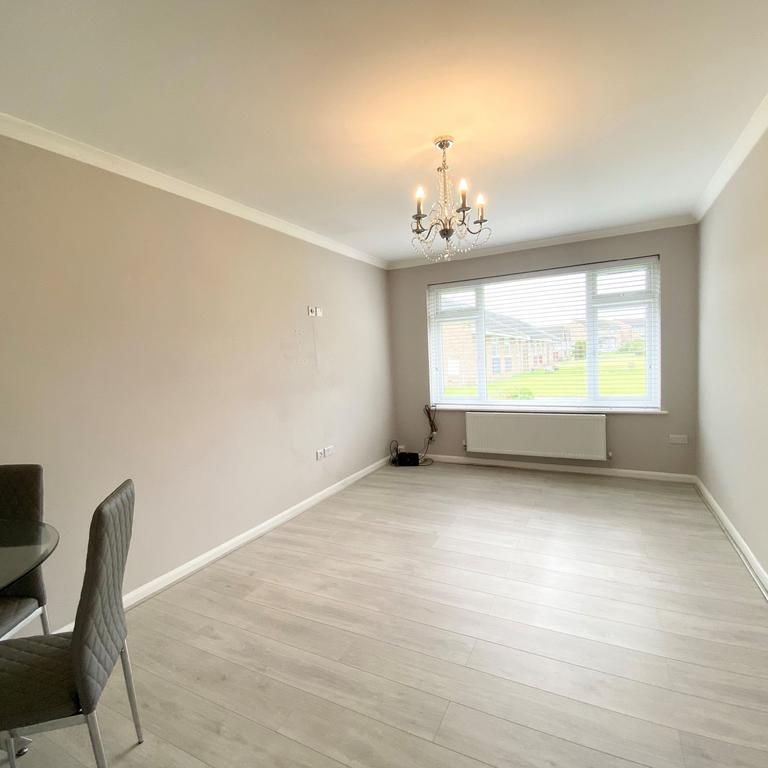 2 bedroom bungalow to rent - Photo 1