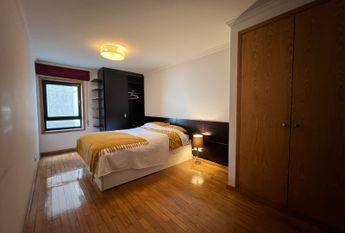 Apartamento T3 para Arrendar Mobilado na Foz do Douro