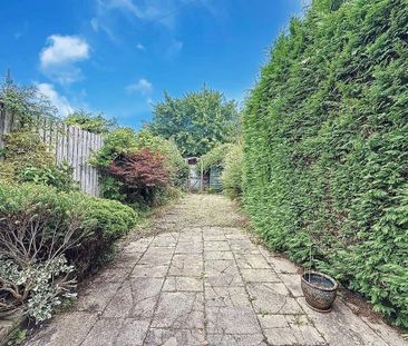 4 bedroom terraced house to rent - Photo 4