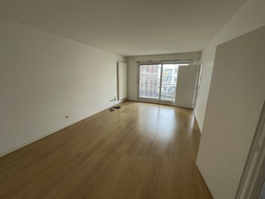 Location Appartement 3 pièces 76m² LILLE 59000 - Photo 1