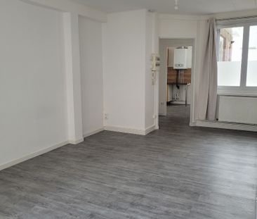 Location Appartement 2 pièces 49m² LENS 62300 - Photo 2