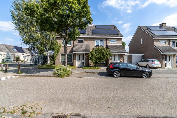 Te huur: Topaasring 127 - Foto 1
