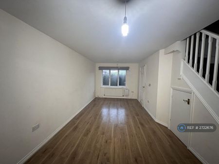 2 bedroom terraced house to rent - Photo 4