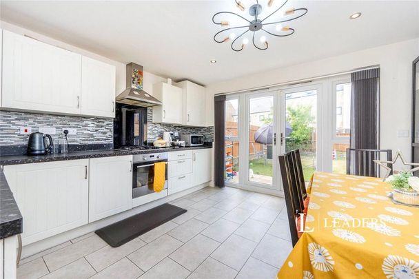 4 bedroom house to rent - Photo 1