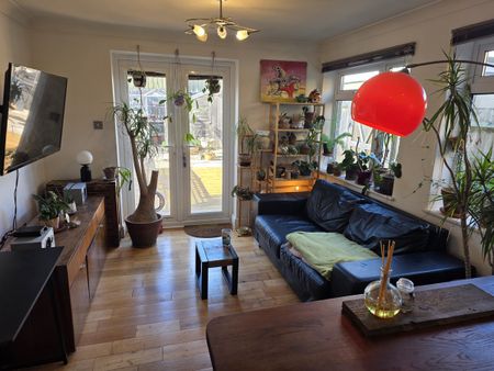 Brighton Road, South Croydon, CR2 6 - Photo 2