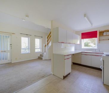 1 bedroom semi-detached house to rent - Photo 4