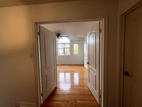 For Lease - 10 ROYAL PARK Boulevard, Barrie, Ontario - Photo 1