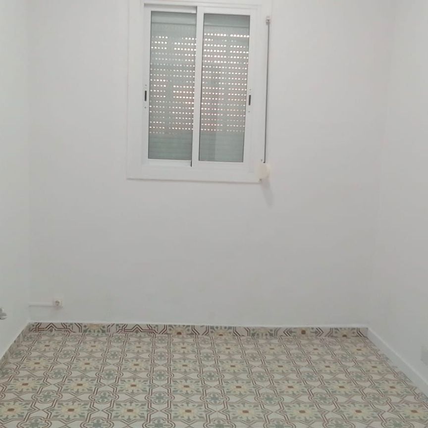 Barcelona Capital - Photo 1