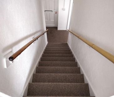 3 bedroom House To Let - Photo 3